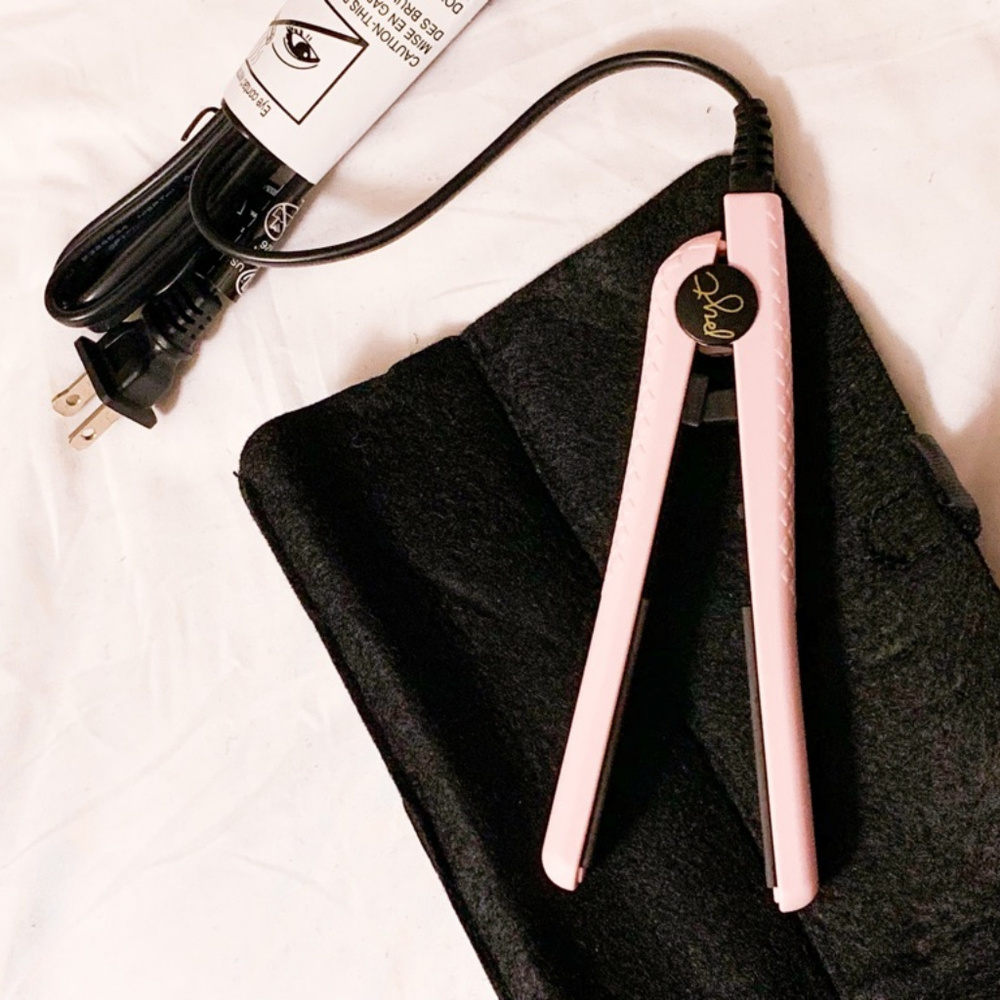 PYT  Mini ceramic hair straightener - Picture 5 of 6